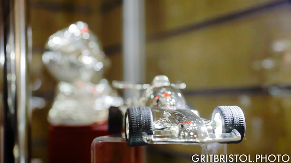 Mabz Key cutting Bristol Engraving Bristol Watch Repairs